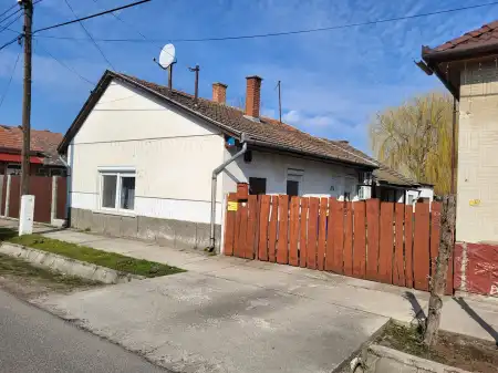 eladó ingatlan, Törtel