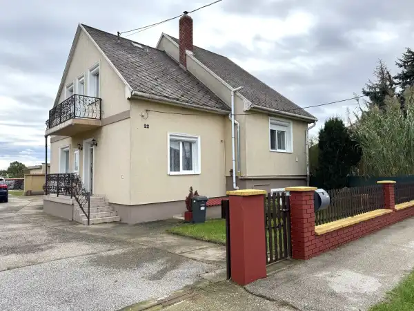 Eladó ingatlan, Újrónafő 5 szoba 98 m² 79.99 M Ft