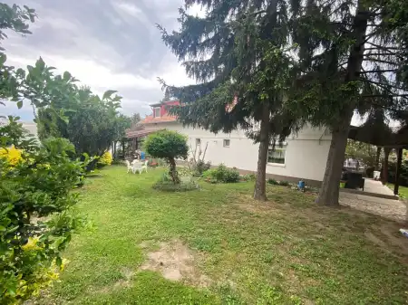 eladó ingatlan, Vác