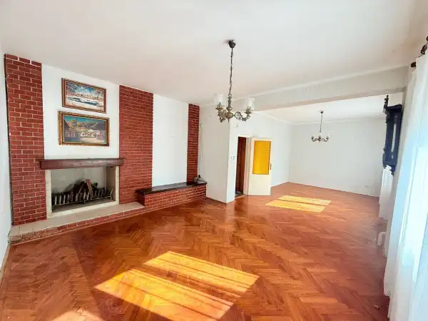 Eladó ingatlan, Vác 6 szoba 205 m² 126.5 M Ft