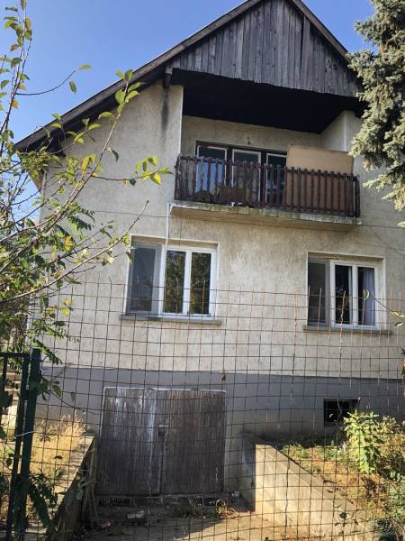 eladó ingatlan, Vác