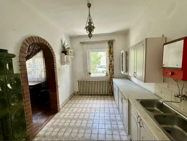 Eladó ingatlan, Vác 4 szoba 145 m² 68.9 M Ft