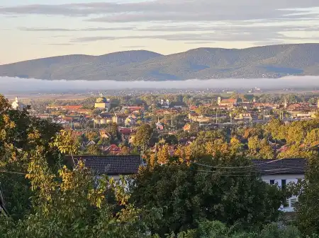 eladó ingatlan, Vác