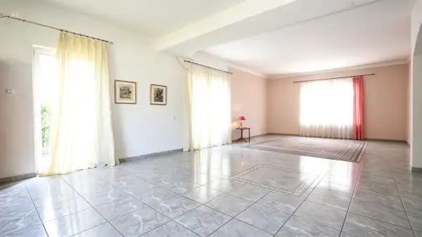 Eladó ingatlan, Vác 4 szoba 130 m² 127.9 M Ft