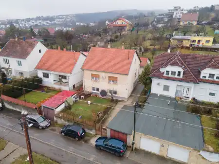 eladó ingatlan, Vác