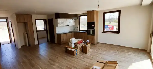 Eladó ingatlan, Vácrátót 4 szoba 121 m² 74.9 M Ft