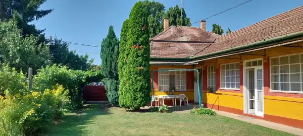 Eladó ingatlan, Vámosmikola 4+1 szoba 146 m² 39.9 M Ft