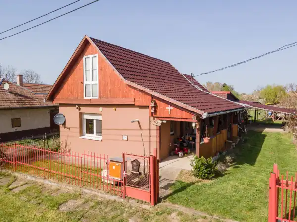 Eladó ingatlan, Vámosmikola 2 szoba 86 m² 33.9 M Ft