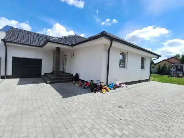 Eladó ingatlan, Vecsés 5 szoba 171 m² 149.8 M Ft