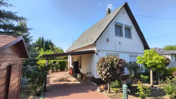 Eladó ingatlan, Velence 2+2 szoba 130 m² 72.2 M Ft