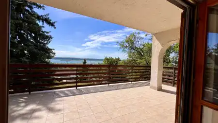 eladó ingatlan, Velence