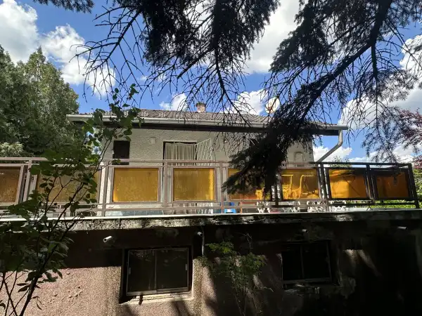 Eladó ingatlan, Velence 5 szoba 74 m² 59.9 M Ft