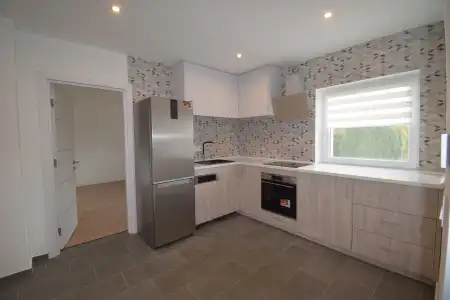 eladó ingatlan, Velence eladó ingatlan, Velence