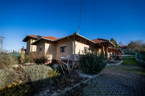 Eladó ingatlan, Veresegyház 4 szoba 126 m² 138.9 M Ft