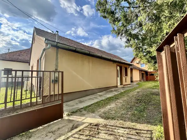 Eladó ingatlan, Veresegyház 4 szoba 104 m² 51.9 M Ft