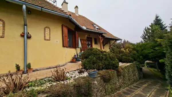Eladó ingatlan, Verőce 5 szoba 245 m² 185 M Ft