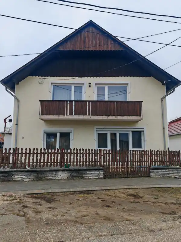 Eladó ingatlan, Vértessomló 7 szoba 280 m² 79.99 M Ft