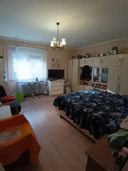 eladó ingatlan, Zajk