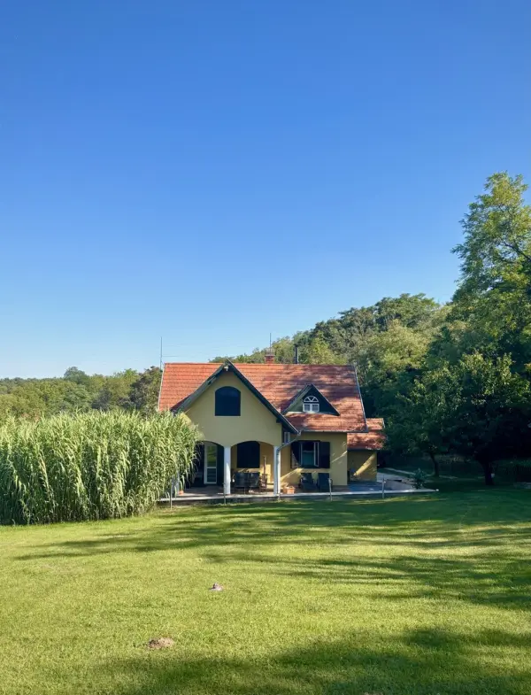 Eladó ingatlan, Zamárdi 5 szoba 250 m² 360 M Ft