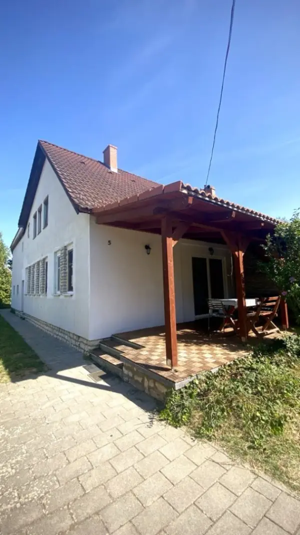 Eladó ingatlan, Zamárdi 8 szoba 137 m² 125 M Ft