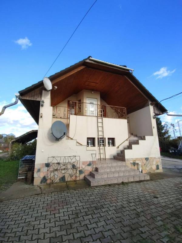 eladó ipari ingatlan, Bicske