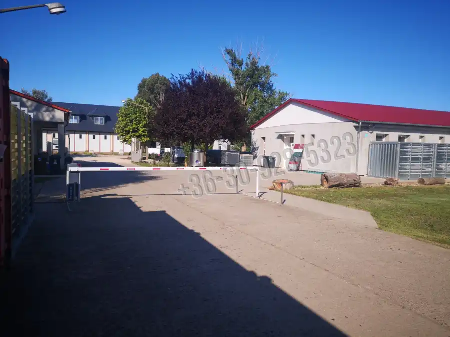 eladó ipari ingatlan, Orosháza