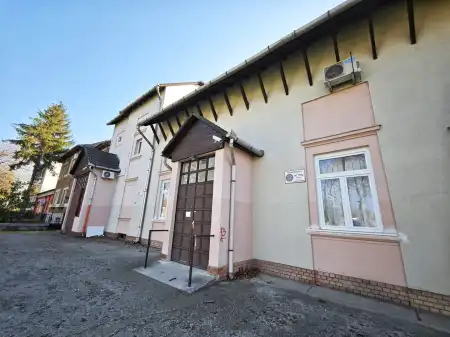 eladó ipari ingatlan, Szeged