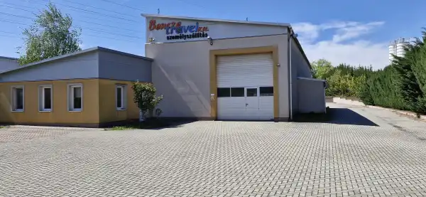 Eladó ipari ingatlan, Tatabánya 426 m² 229 M Ft + Áfa