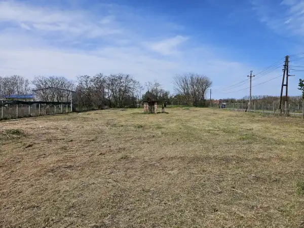 Eladó Ipari telek, Cegléd 1982 m² 29.99 M Ft