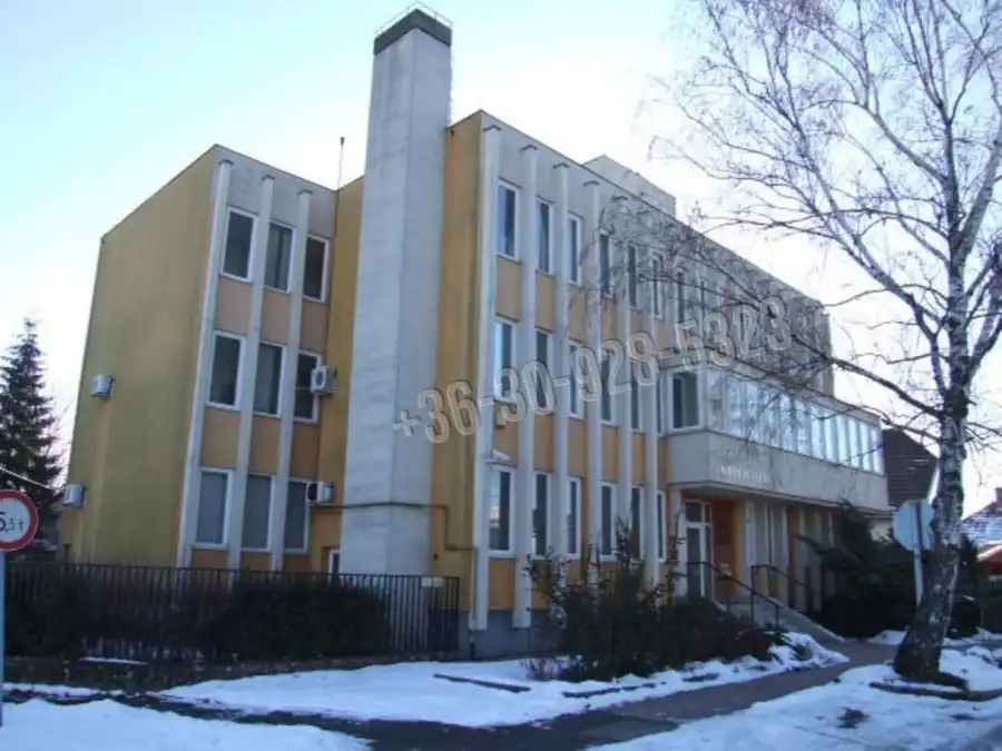 eladó iroda, Gyula