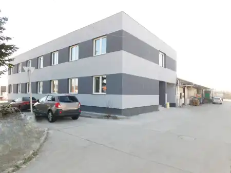 eladó irodaház, Eger