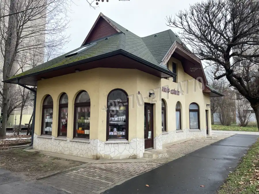 eladó irodaház, Oroszlány