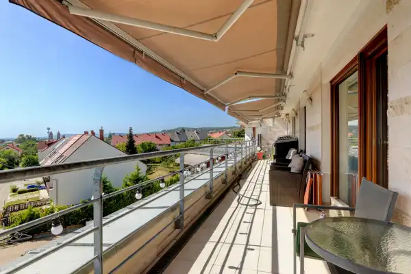 Eladó lakás, Balatonfüred 2 szoba 90 m² 225 M Ft