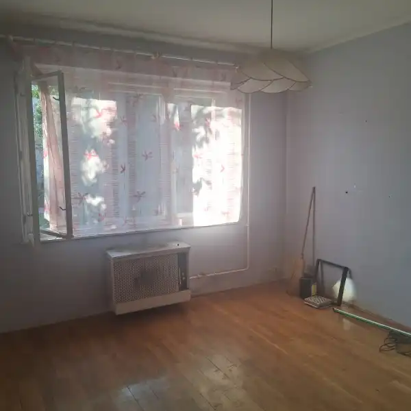 Eladó lakás, Békéscsaba 1 szoba 38 m² 20.7 M Ft