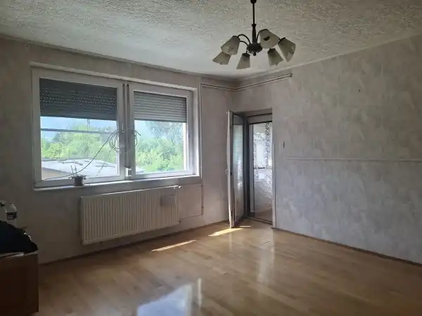 Eladó lakás, Bicske 1+1 szoba 46 m² 41.9 M Ft