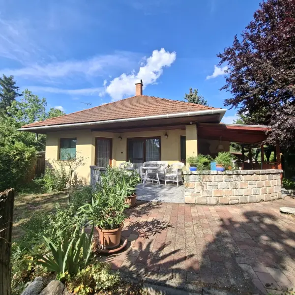 Eladó lakás, Bicske 6 m² 85 M Ft + Áfa