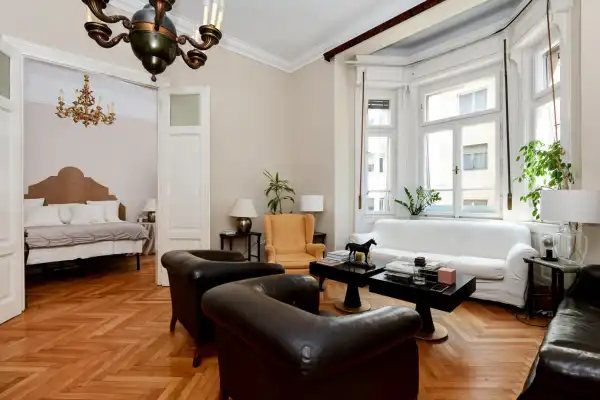 Eladó lakás, Budapest, I. kerület 4 szoba 132 m² 168 M Ft