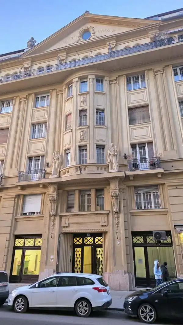 Eladó lakás, Budapest, I. kerület 1 szoba 36 m² 54 M Ft