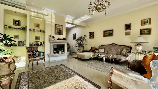 Eladó lakás, Budapest, II. kerület 3 szoba 90 m² 198 M Ft