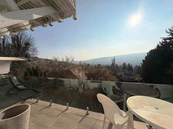 Eladó lakás, Budapest, II. kerület 3 szoba 74 m² 185 M Ft