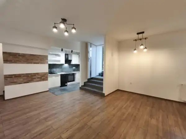 Eladó lakás, Budapest, III. kerület 1 szoba 49 m² 53.5 M Ft