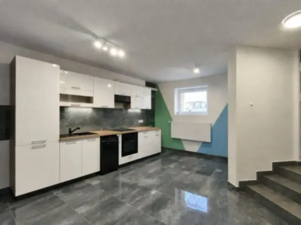 Eladó lakás, Budapest, III. kerület 2+1 szoba 60 m² 59.75 M Ft