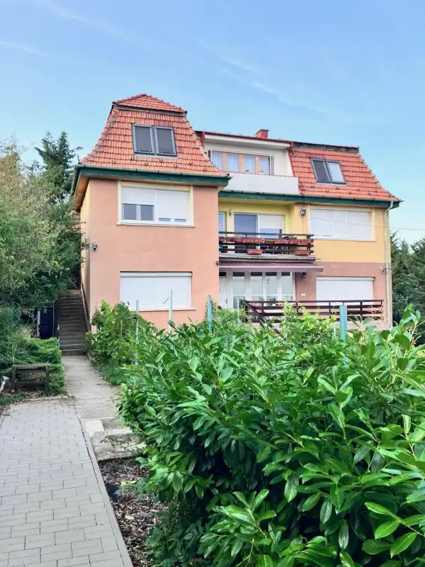 Eladó lakás, Budapest, III. kerület 2 szoba 78 m² 71.5 M Ft
