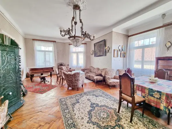 Eladó lakás, Budapest, IX. kerület 5 szoba 183 m² 199.9 M Ft