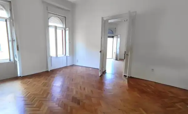 Eladó lakás, Budapest, V. kerület 2 szoba 74 m² 133 M Ft