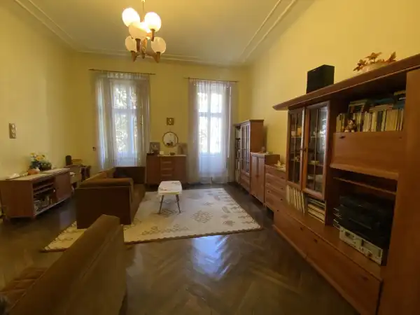 Eladó lakás, Budapest, V. kerület 3 szoba 133 m² 165 M Ft