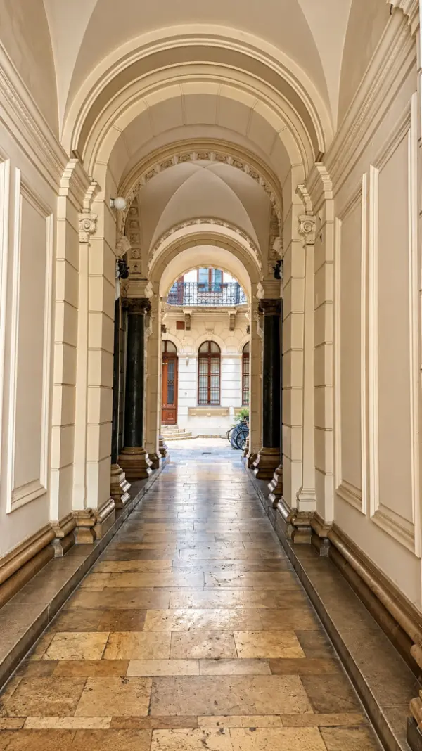 Eladó lakás, Budapest, V. kerület 1 szoba 27 m² 49.9 M Ft