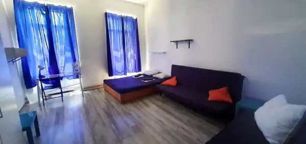 Eladó lakás, Budapest, V. kerület 5 szoba 82 m² 131 M Ft
