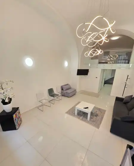 Eladó lakás, Budapest, V. kerület 1+1 szoba 77 m² 94.9 M Ft