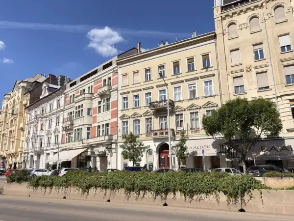 Eladó lakás, Budapest, V. kerület 2 szoba 64 m² 115 M Ft